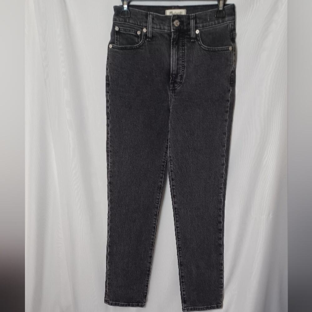 Madewell The Perfect Vintage Jeans in Charcoal Skinny. Size 25